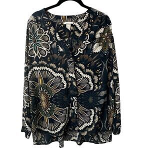 H&M Black White Graphic Flutter Sleeve Blouse Size 6